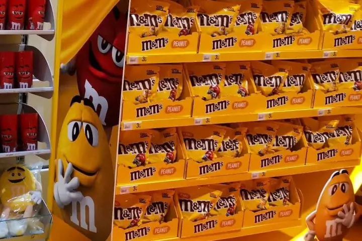 M&M
